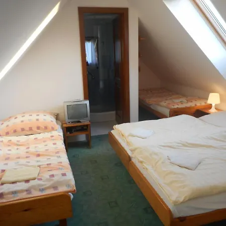 A Lojka Apartment Benecko