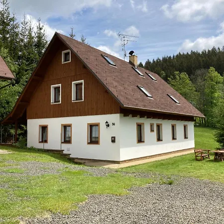 A Lojka Apartment *