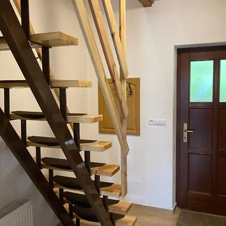 A Lojka Apartment *