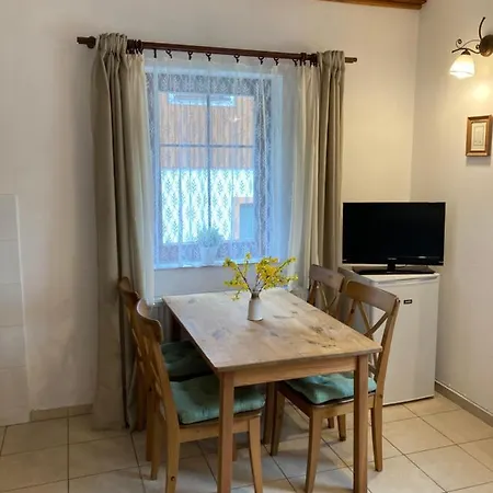 Apartment A Lojka Benecko
